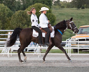 Jockey Class with Sharon and Kolbey riding Mandy